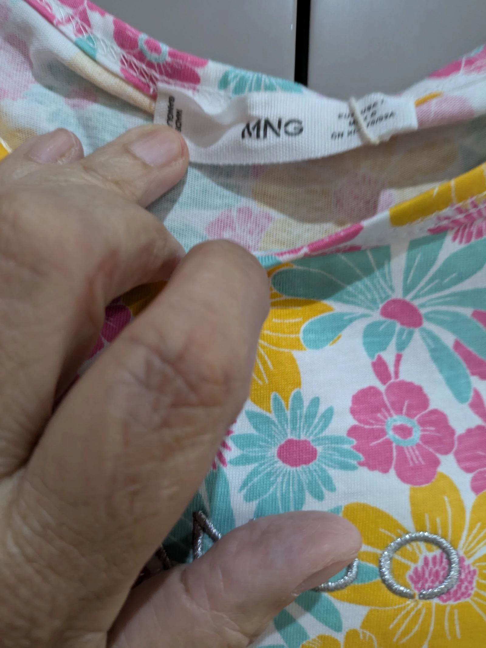 Camiseta Mango con estampado floral multicolor - Talla L – photo 5